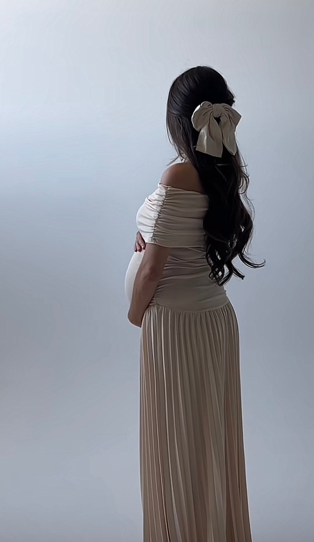 The Best Luxury Maternity Dresses For Your Baby Shower | Australia Everything Lace Hire The Best Luxury Maternity Dresses For Your Baby Shower | Australia Everything Lace Hire