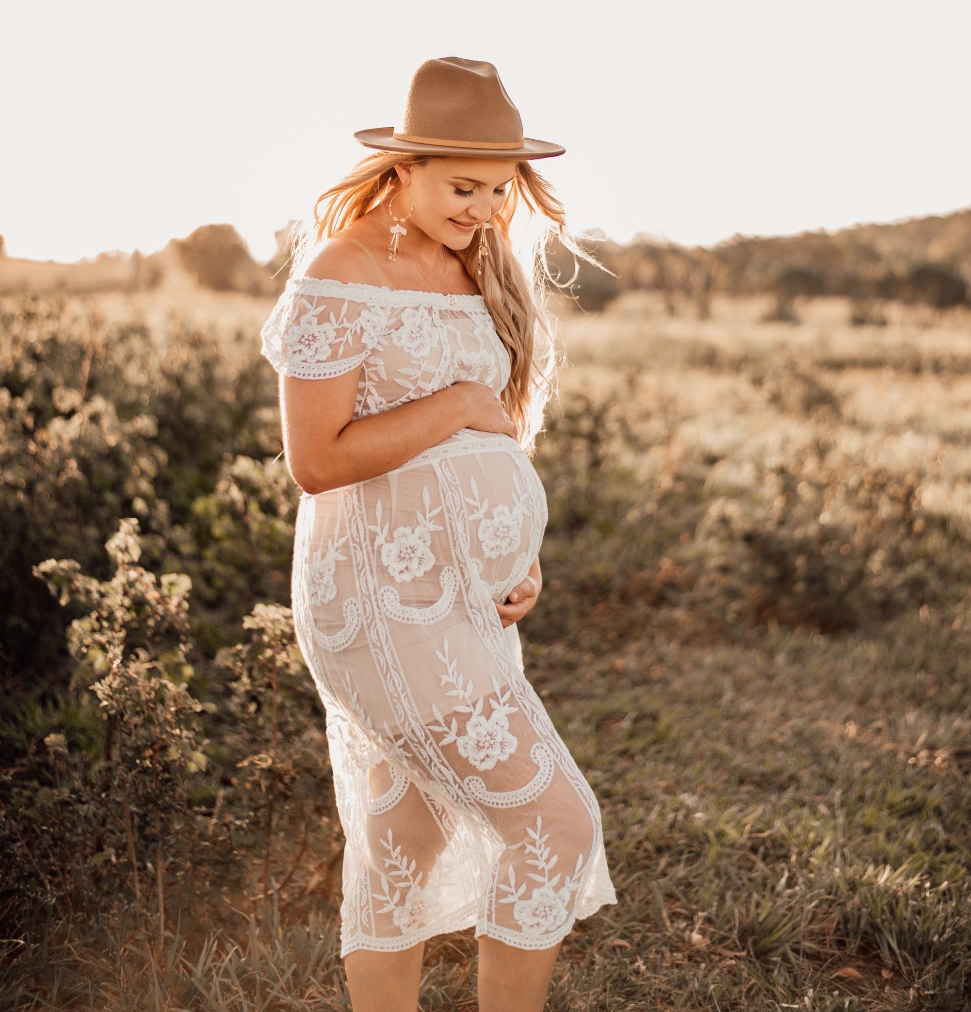 Cold shoulder hotsell white lace dress