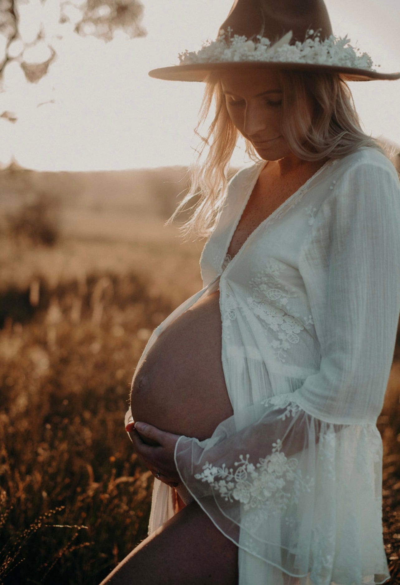 Coven and Co Stevie Maternity Photoshoot Robe
