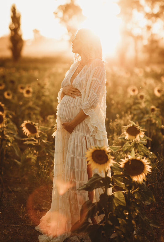Expert Tips for Finding the Perfect Maternity Photoshoot Dress in Melbourne