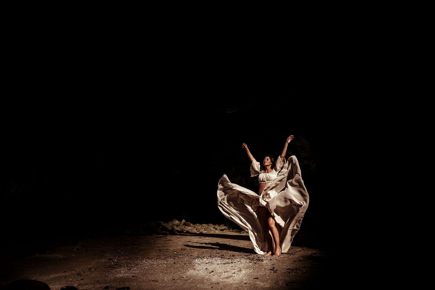 Dalia Two Piece Photoshoot Set - Maternity Photoshoot Dress - Photoshoot Dress