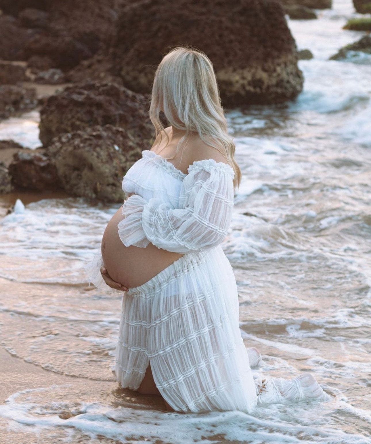 Wonderful Moments Two Piece Photoshoot Set - White - Maternity Photoshoot Dress