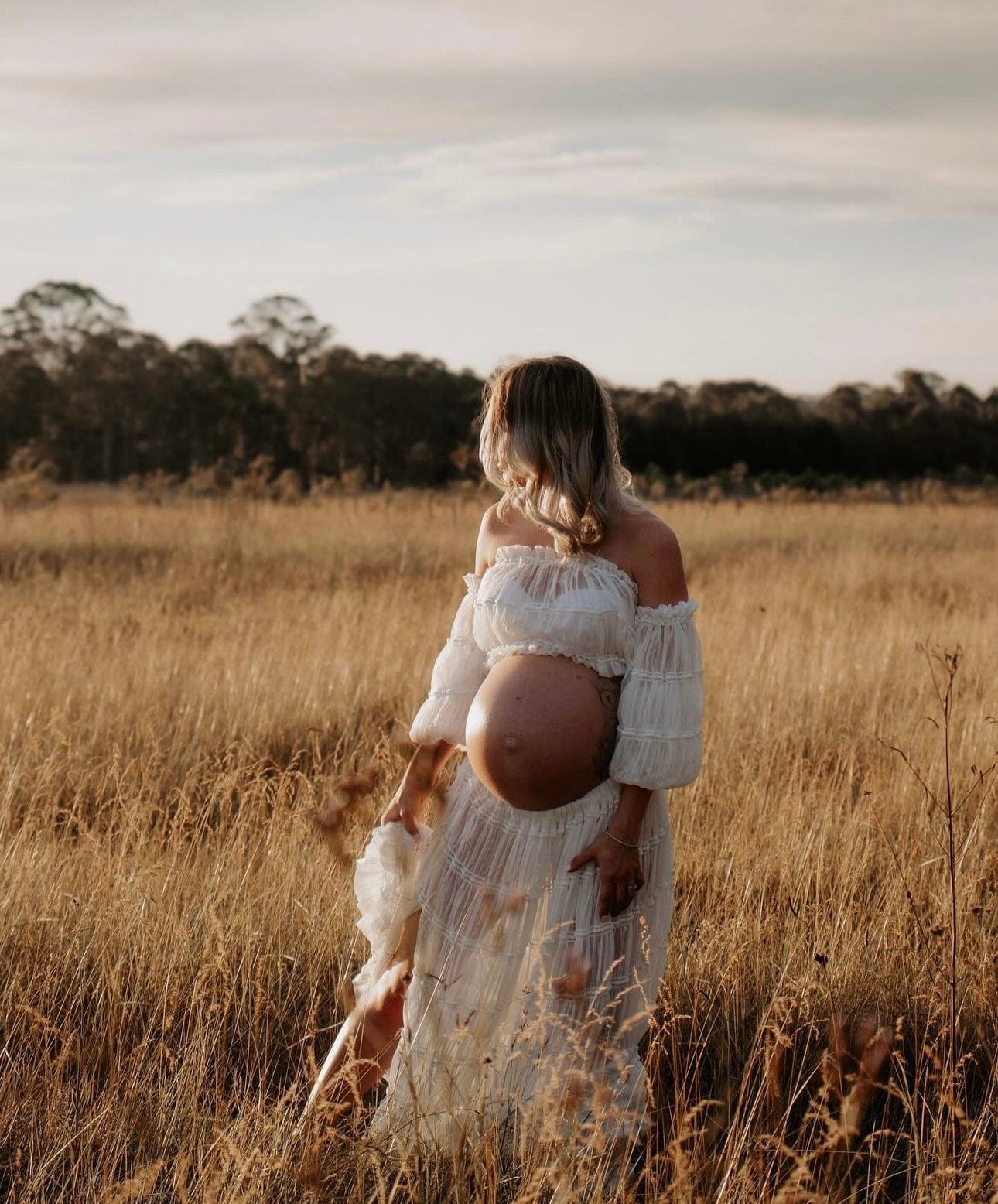 Wonderful Moments Two Piece Photoshoot Set - White - Maternity Photoshoot Dress