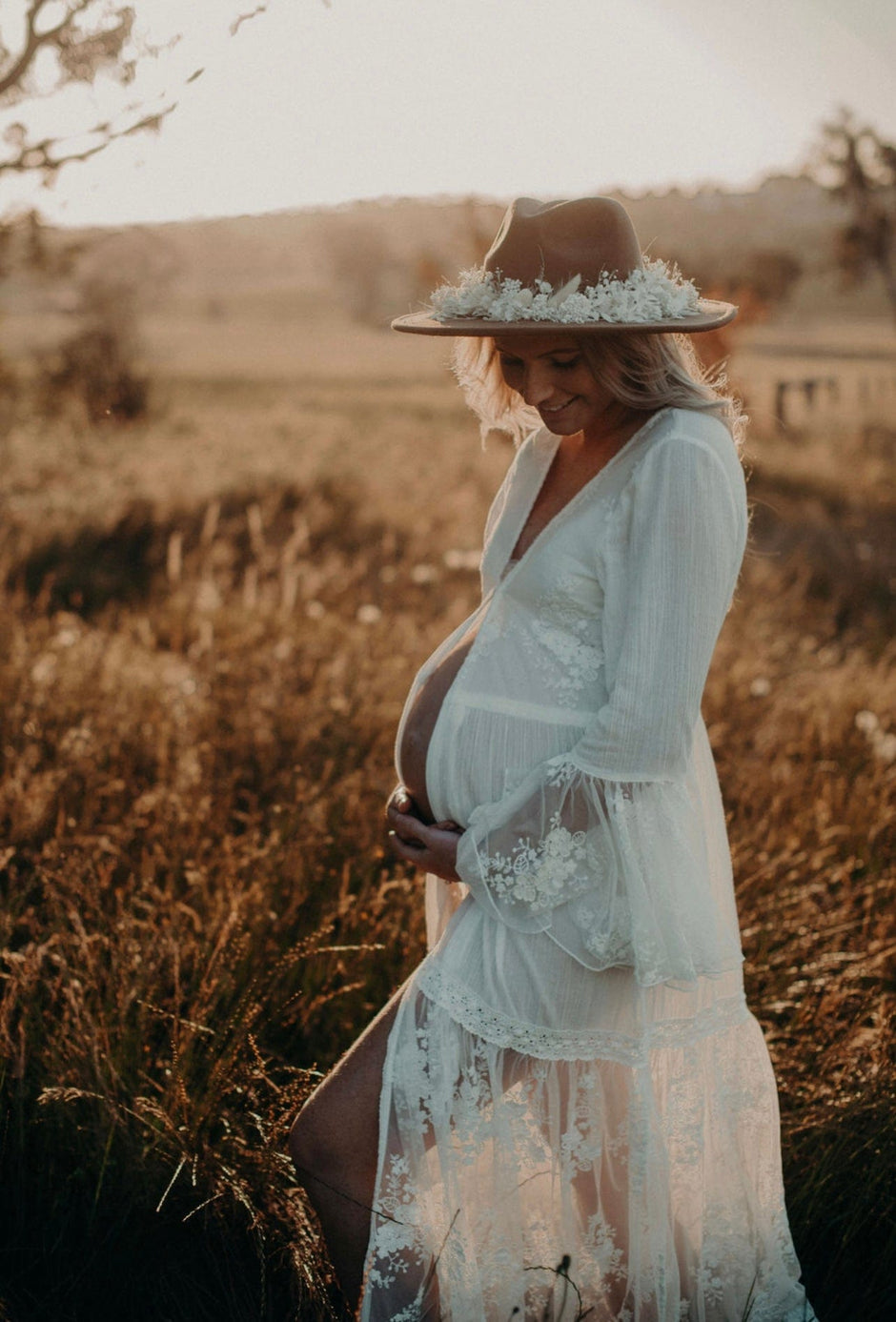 Maternity Dresses to Hire For Photoshoots Everything Lace Hire