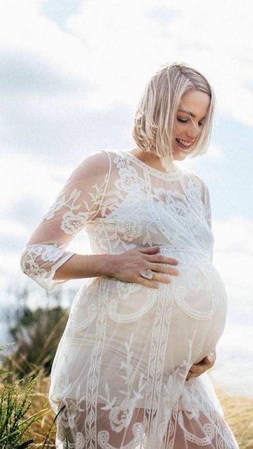 lace maternity dress